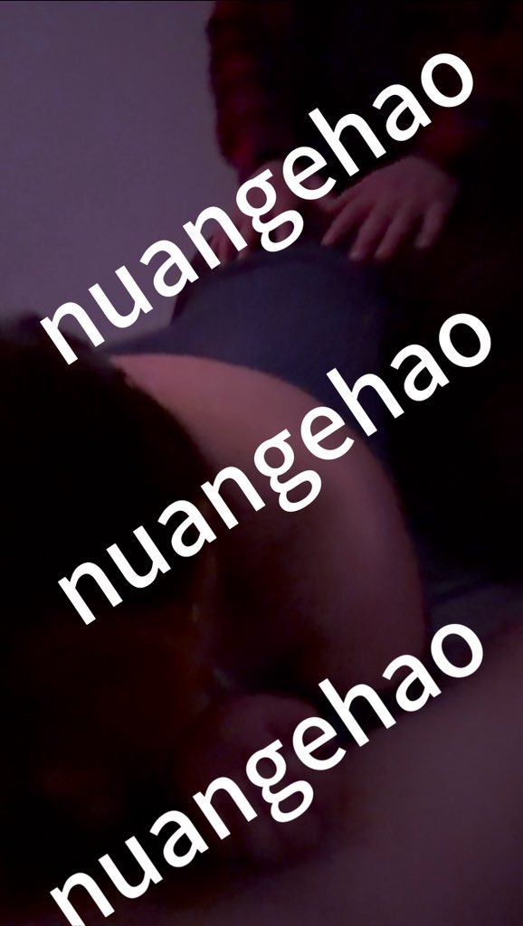 爱露出的少妇暖子 tweet media