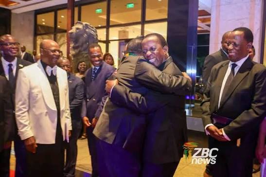Lwand01's tweet photo. Justice Esau Chulu used to give his best friend, now President Mnangagwa a lift home every evening from UNZA. He later sold him the same car for K 1000, it was judge Chulu's first car and also president Mnangagwa's first. In Swahili we call this urafiki wa chanda na Pete🇿🇼🇿🇲 https://t.co/gxp8qvT7lB