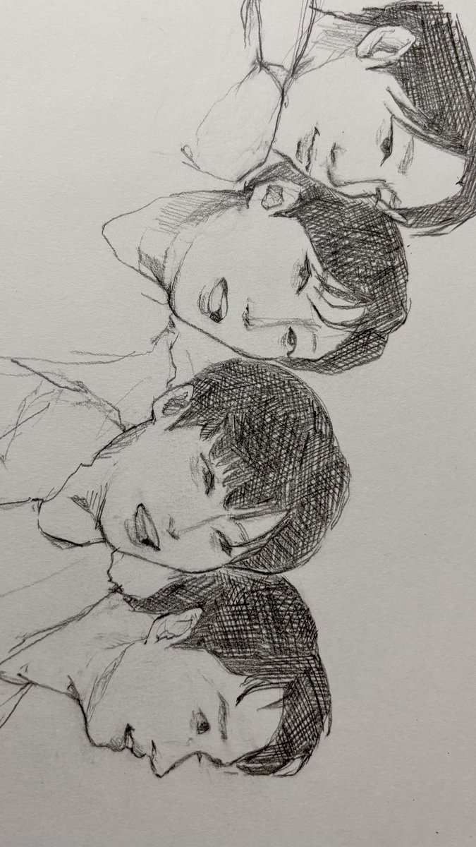 2105_vh's tweet photo. 肩組んでテダナダノ歌ってた時🌟
私体も手も描けないのでここで諦め🤦‍♀️ https://t.co/0igbUVZcZr