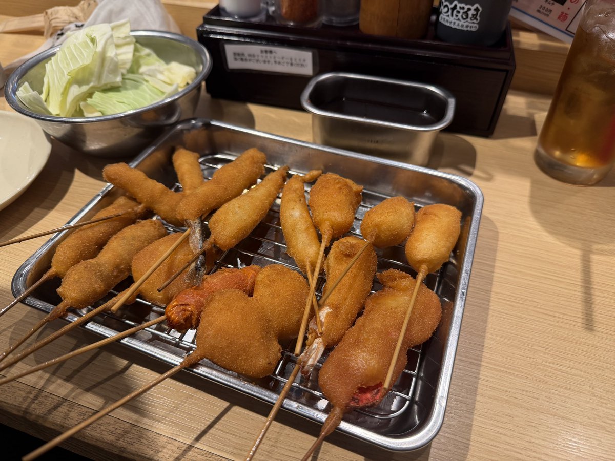 umipoker's tweet photo. 串カツ食べたほうがいいよ！だるま有名だよ！と言われたので行ってきた🫶 https://t.co/SBaXlbgejN