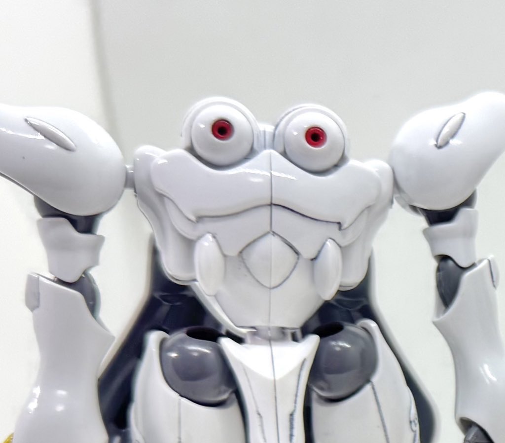 クノティス tweet media