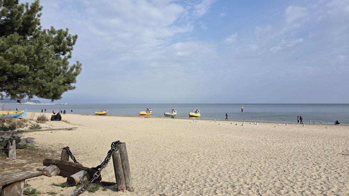 Sopoty teraz. Wiosennie i ciepło. Na dłużej? <a href="/MeteoprognozaPL/">meteoprognoza.pl🇵🇱</a> #sopot