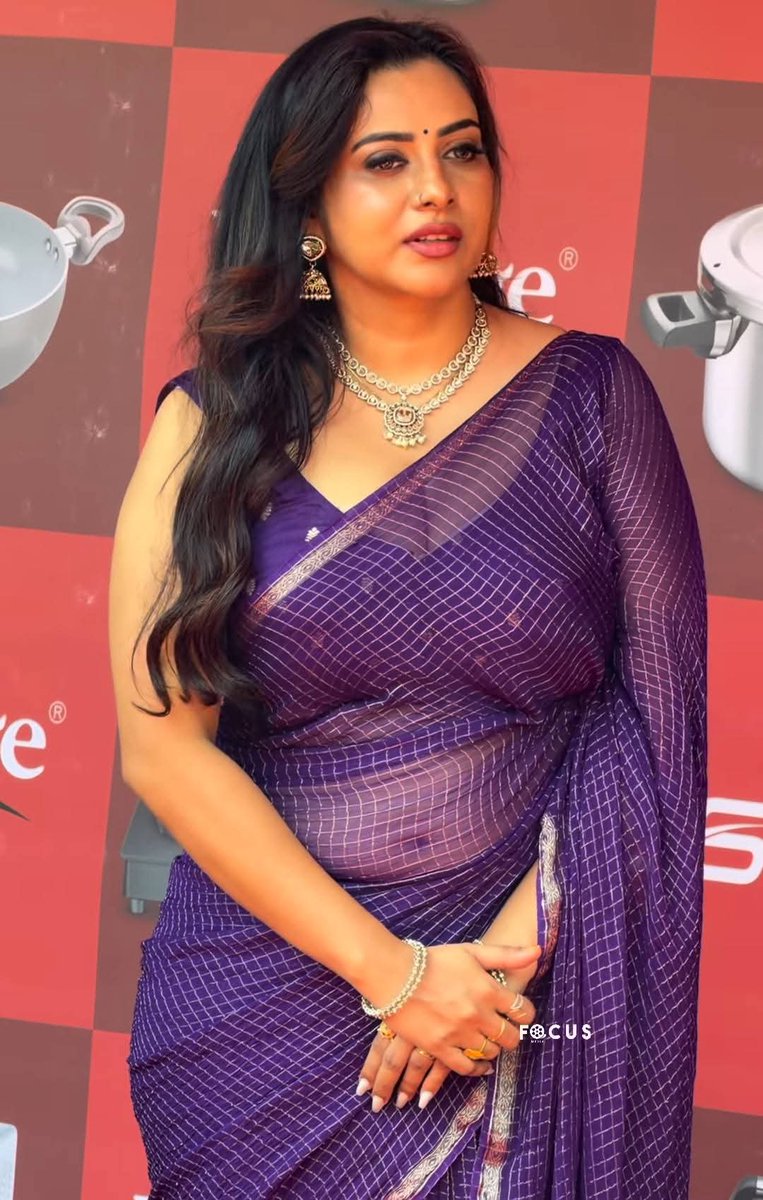 Actress_GOAT's tweet photo. Mallu Hottie ruling my insta feed 🤤 https://t.co/sf5GT2vSUP
