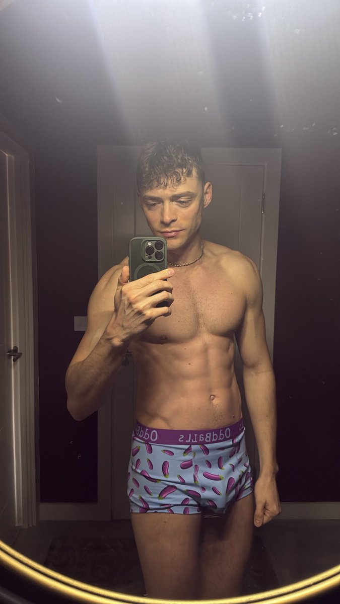 George 🕊️ tweet media