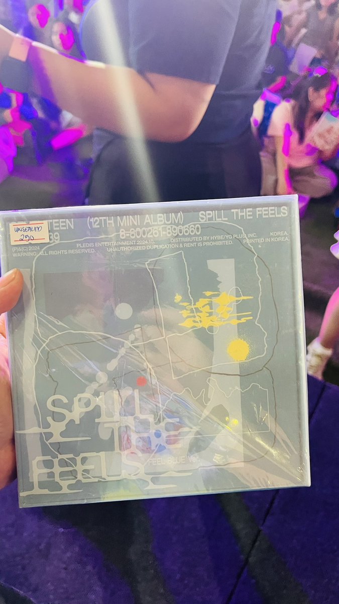 meijoiiee's tweet photo. After 3 Bingo events, now won an album!
Thank you @CaratLandPH !!! and for the generous sponsor!!
#CARATsNew_Quest
#CARATsPathLeadsToSVT
#ILoveTrinoma https://t.co/aky8DPJ3Lb