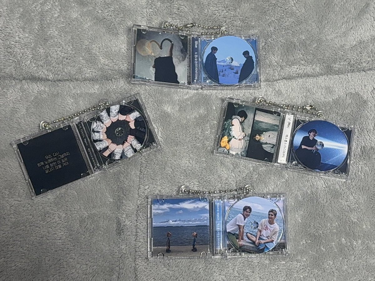 SEVENTEEN WORLD TOUR [NEW_] ENCORE IN INCHEON 막콘 나눔🍒

#RT 인증필요

-  CD키링 4가지 중 랜덤 1개
난(me) /Young again /Blue /우리, 다시 = 25+a
- 막콘 당일 위치 및 착장 공지해요👋
(맞나눔 ❌, 선택 수령 ❌)