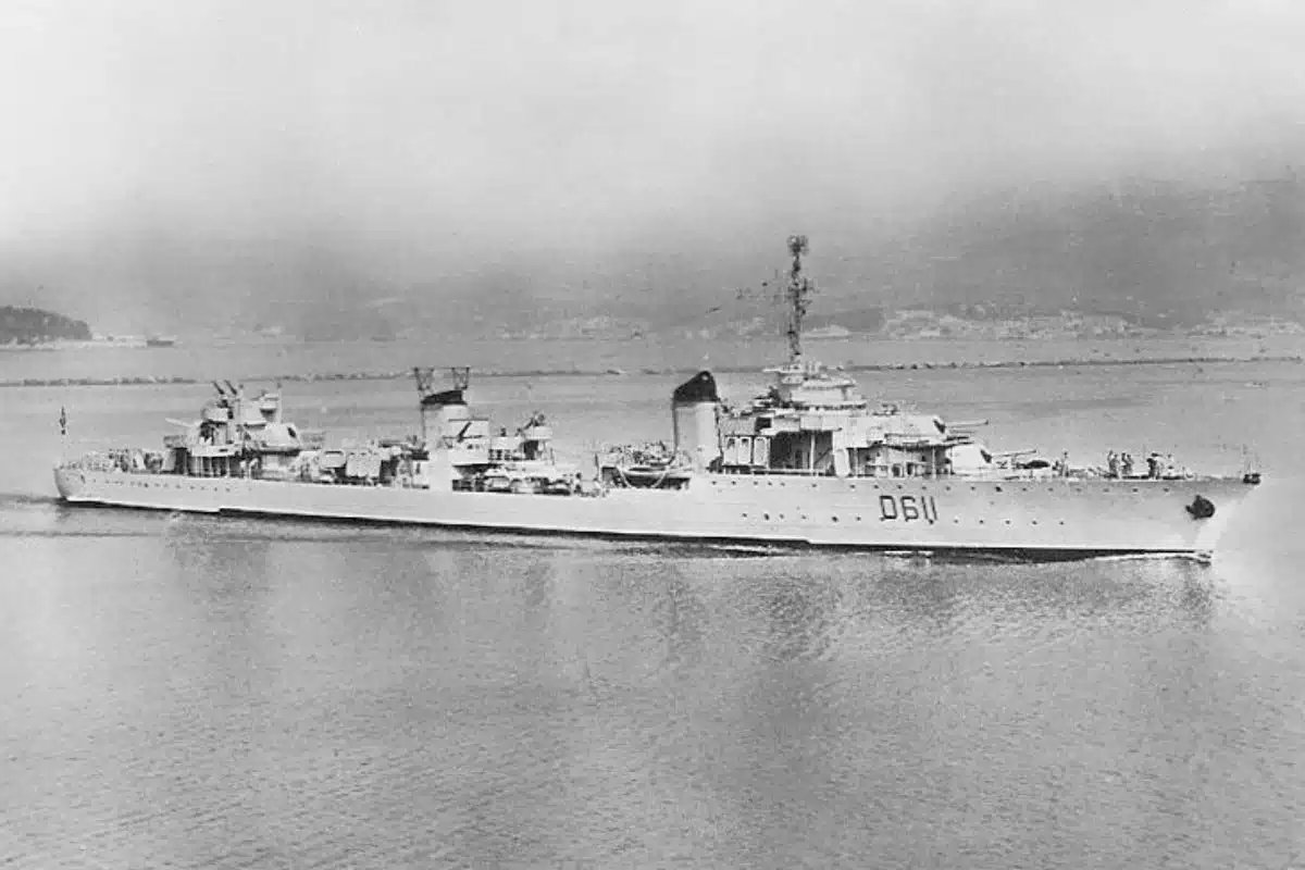 Forum Militaire tweet media