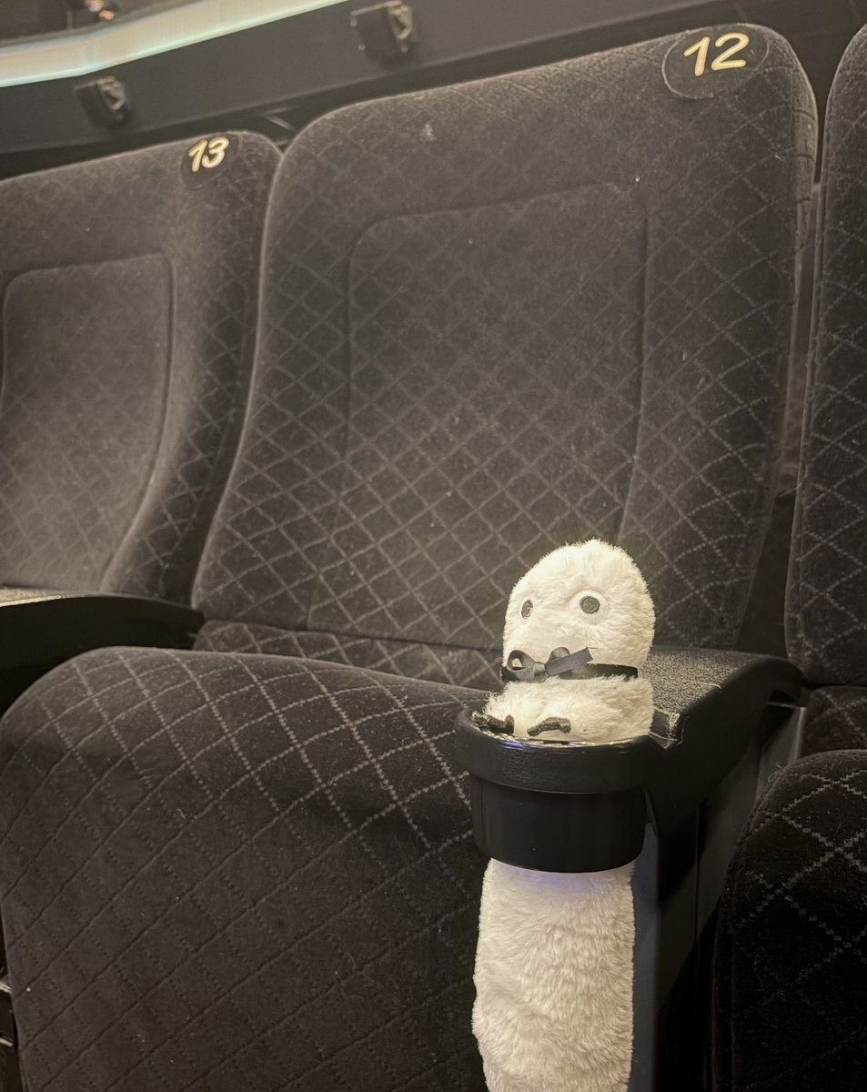 ﾝﾋﾞｯ！
 #とんがり帽子のアトリエ