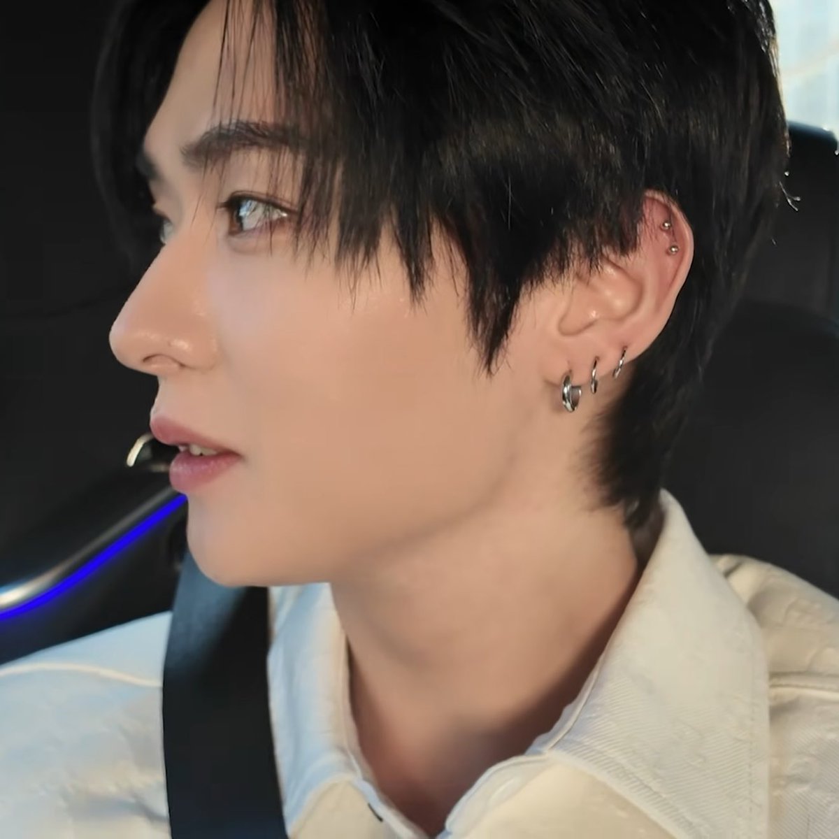 lara IS YOUR FAV HYUNHOER ⤮ fan acc tweet media