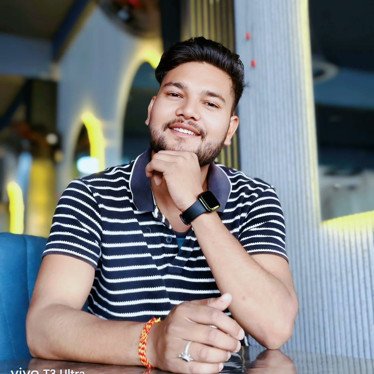 EdingSingh's tweet photo. Style mera alag hai
Aur attitude to virasat mein mila hai! 🧋
.
.
#fyp #aesthetic #fashion #instagram #viral https://t.co/I5kMoF21Rd