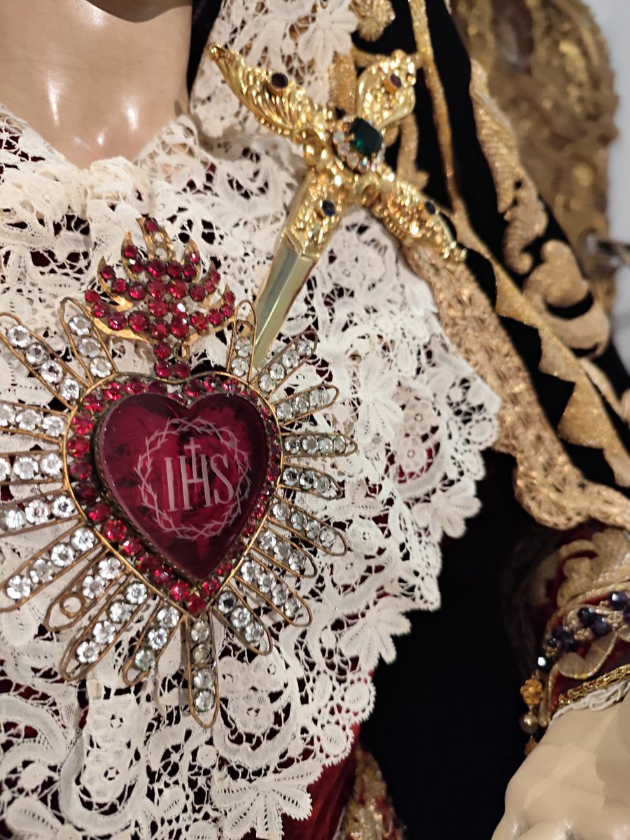 3caidasjerez's tweet image. ✨ HOY ES TU DÍA, DOLORES 🖤

11:00 EUCARISTÍA
12:30 CONCIERTO GERENA @BM_Gerena (ESTRENO MARCHA)
14:00 GUISO EN EL AMBIGÚ
21:00 CIERRE

#jerez #cuaresma #dolores #salud #trescaidas