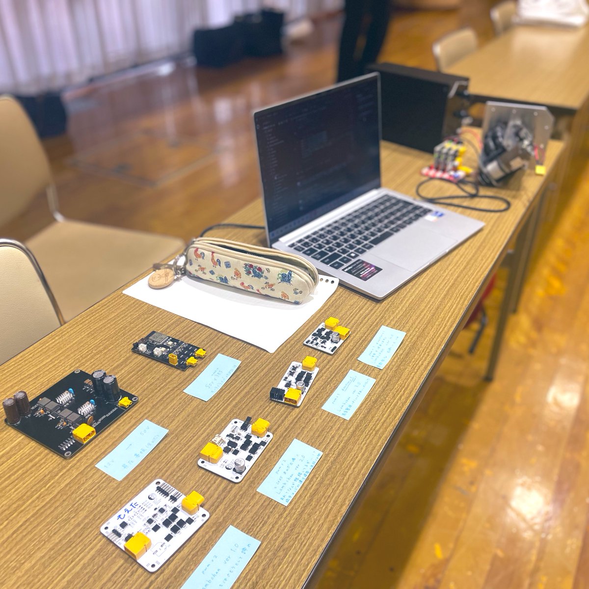 gifuroboken's tweet photo. 第10回東海北陸ロボコン交流会、岐阜高専からは参加者3名が参加しました！
交流してくださった皆様、岐阜までお越しくださりありがとうございました✨
#東陸交流会 https://t.co/mDucRRVjUw