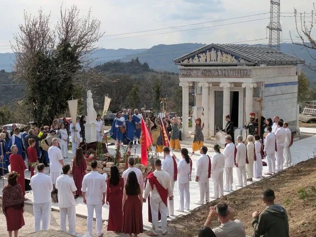 WHITES IN DEFENSE tweet media