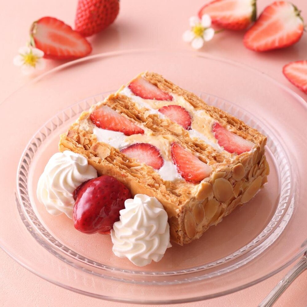 Fashion Press tweet media