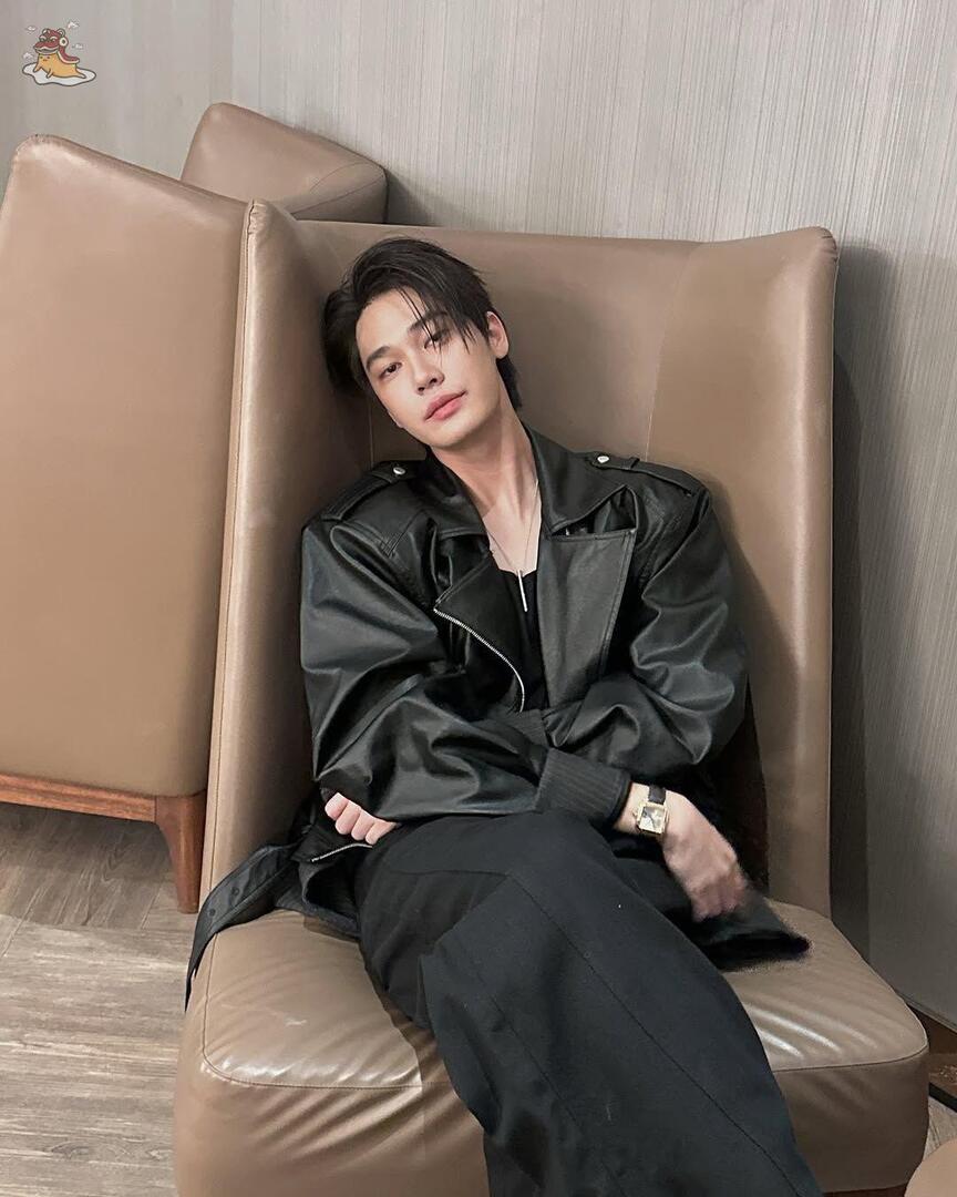 SOC-IE 💛 ˚☽˚.⋆ tweet media