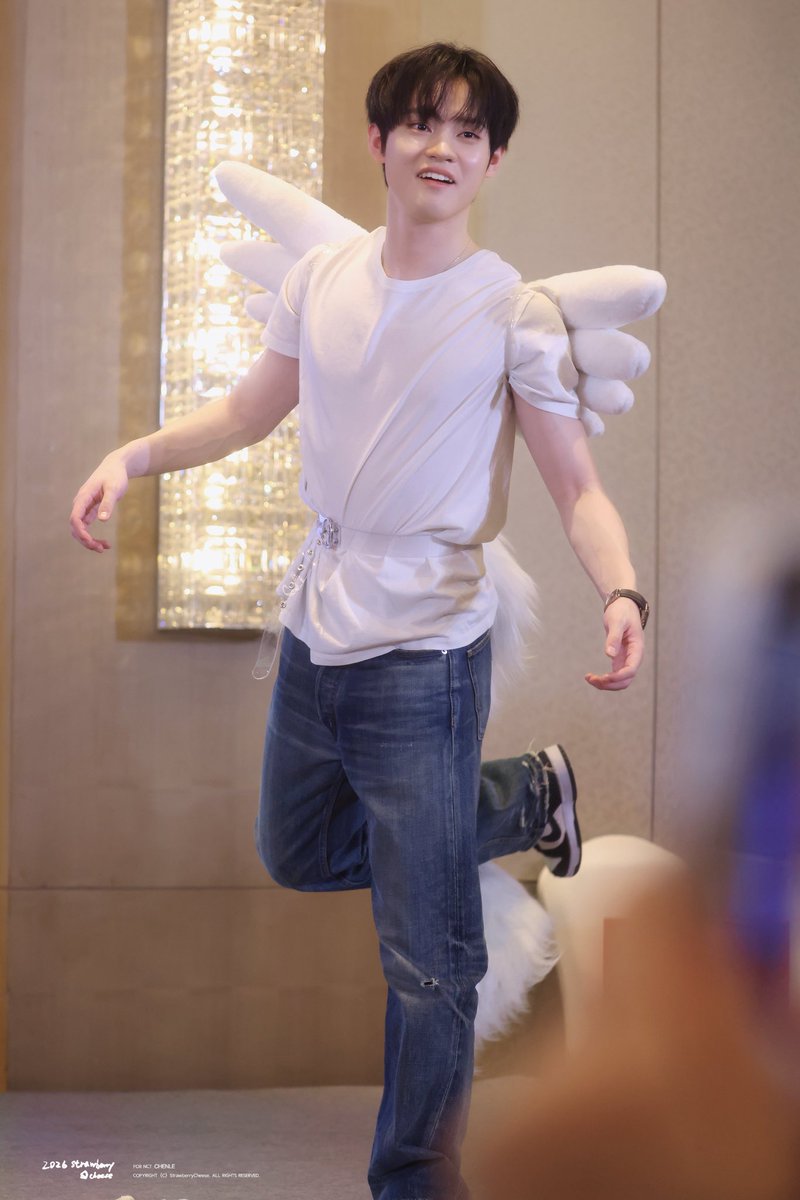 Pernah bikin cerita chenle jd cupid yg gabisa reinkarnasi, sampai akhirnya lele salah manah dan nembus ke mahae, karna kesalahan itu ngebongkar kehidupan lama mahae dan alasan lele terhubungan sama mahae, nyatanya lele anak mahae yg belom sempat dilahirkan, karna kesalahan mk💔