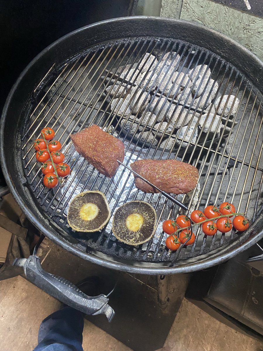 BBQ Hound tweet media