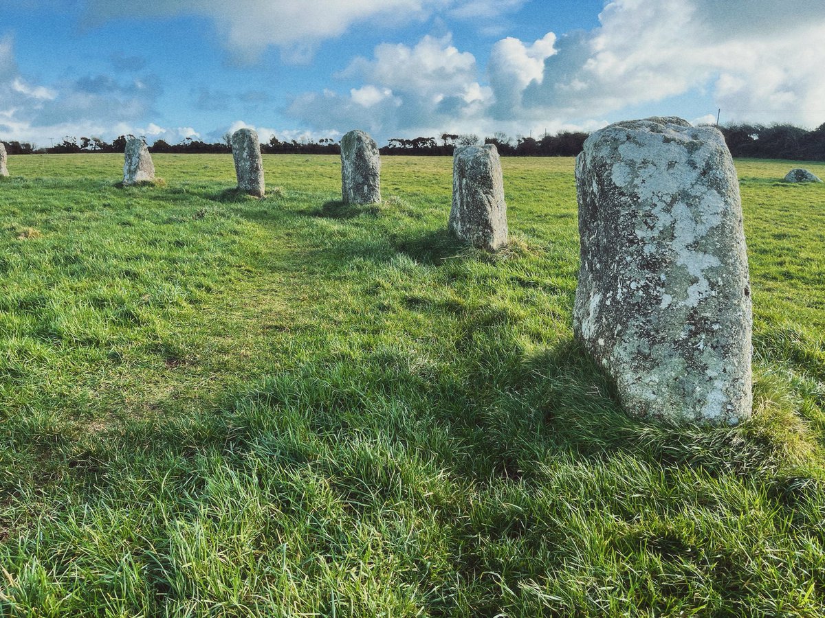 Stone Club tweet media