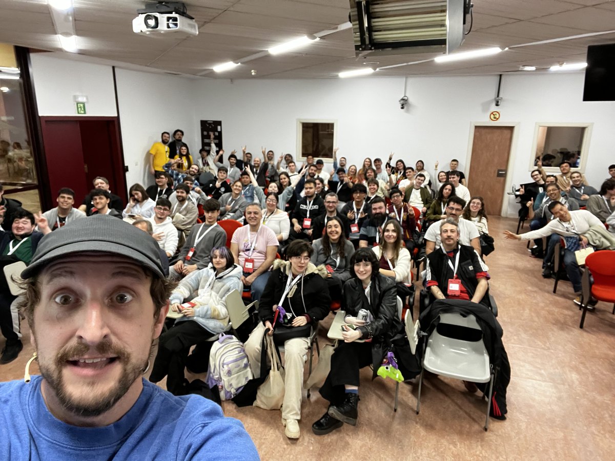 Dave Kiss tweet media