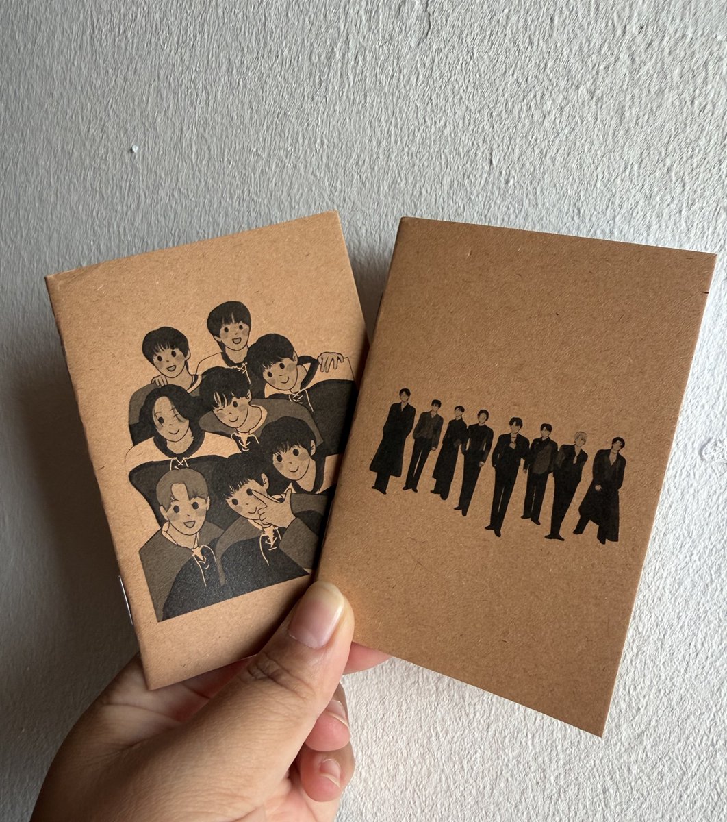 mobychomki's tweet photo. ATEEZ IN KL FREEBIES - 22 MARCH 2026

🌼 Drawstring pouch bag 
🌼 Custom mini notebook
🌼 Button badge

Not sure what time I’ll be there since I have yet to sort out my ticket but I’ll be passing this around randomly 💕

#pasarATEEZ #ATEEZinKL #ATEEZinMY #ATEEZ #ATINY
#IYFinKL https://t.co/CgfqZHBHj0