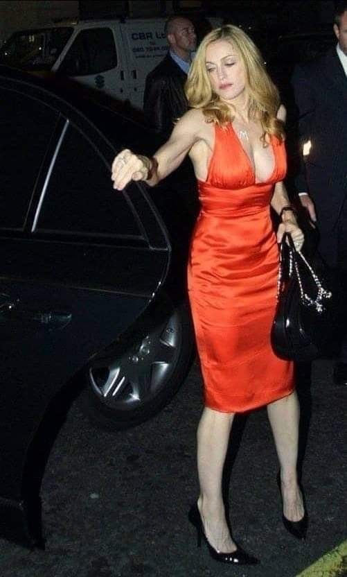 creamy smooth pop icon goddess tweet media