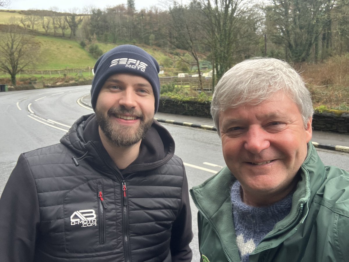 Jim Hunter tweet media