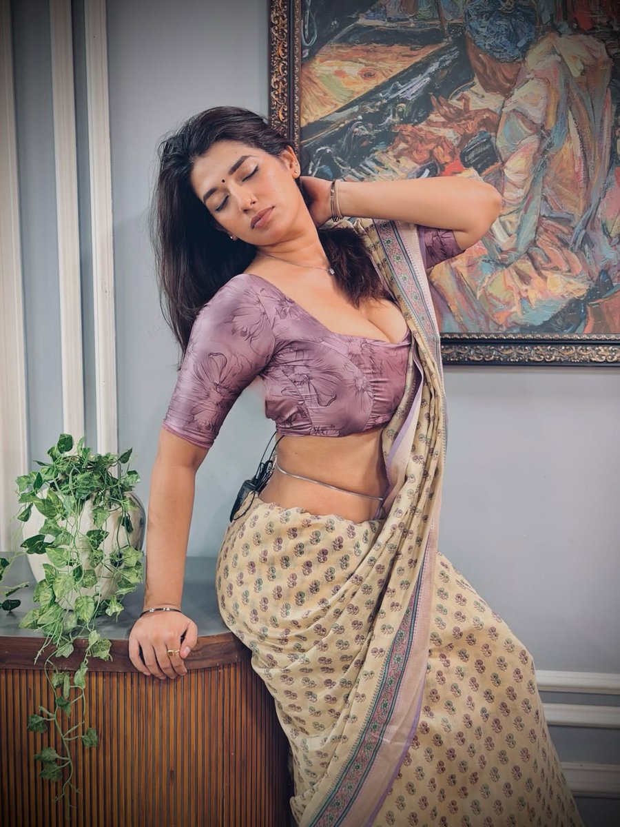 संस्कारी दिव्या गुप्ता tweet media