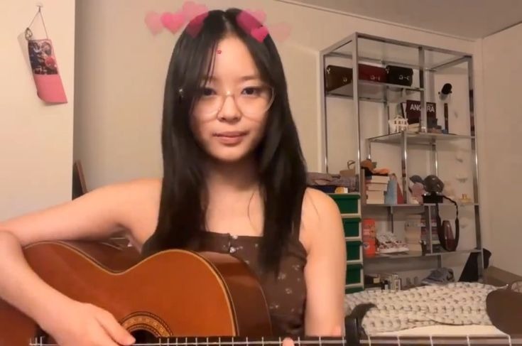 Woodsy Corner. tweet media