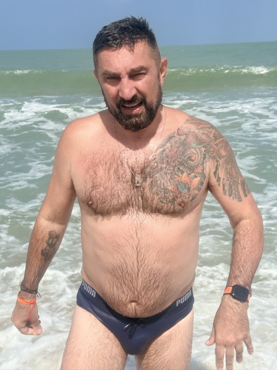 dcrossbowxxx's tweet photo. #thailand #beach #holidays #happiness https://t.co/DbZl5Xy8fB