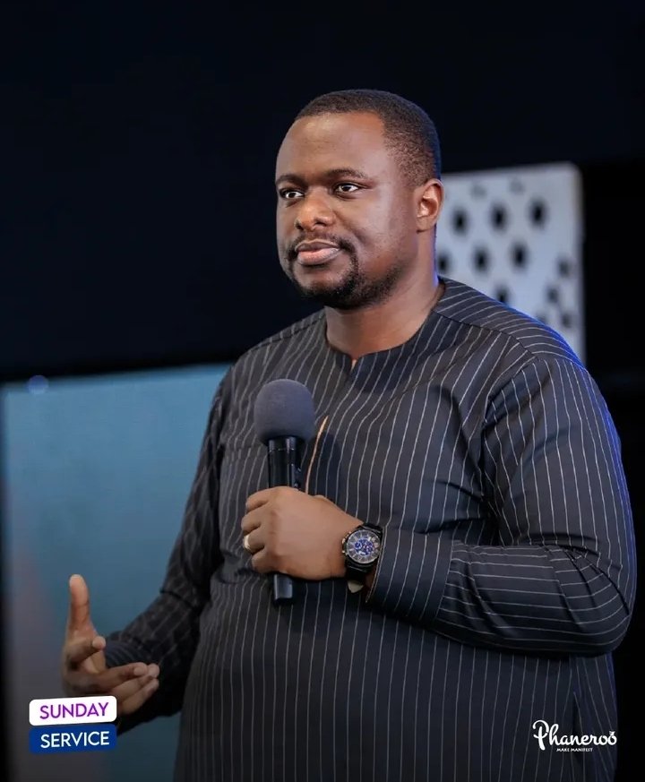 BarasaSamuel001's tweet photo. How to deal with the Challenges of Faith.
1. Don't judge God foolishly (Job 1:22, Romans 8:31-39)
2. Spend time in prayer (Luke 22:40-42)
3. Let patience have it's full work (James 1:1-4)
4. See the end which is of the Lord (James 5:11)

~ Pastor Brian Mwesige 
#DiscipleshipClass https://t.co/LtwIgzkccM