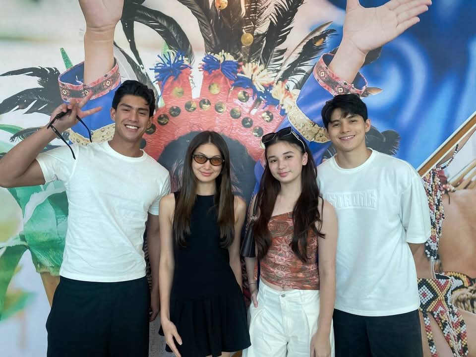 TOUCH DOWN DAVAO 🧡

 #HuwagKangTitingin  Sofia Pablo, Charlie Fleming, Allen Ansay at Anthony Constantino! 🤩

#GMARegionalTV #89thArawNgDabaw
#charliefleming