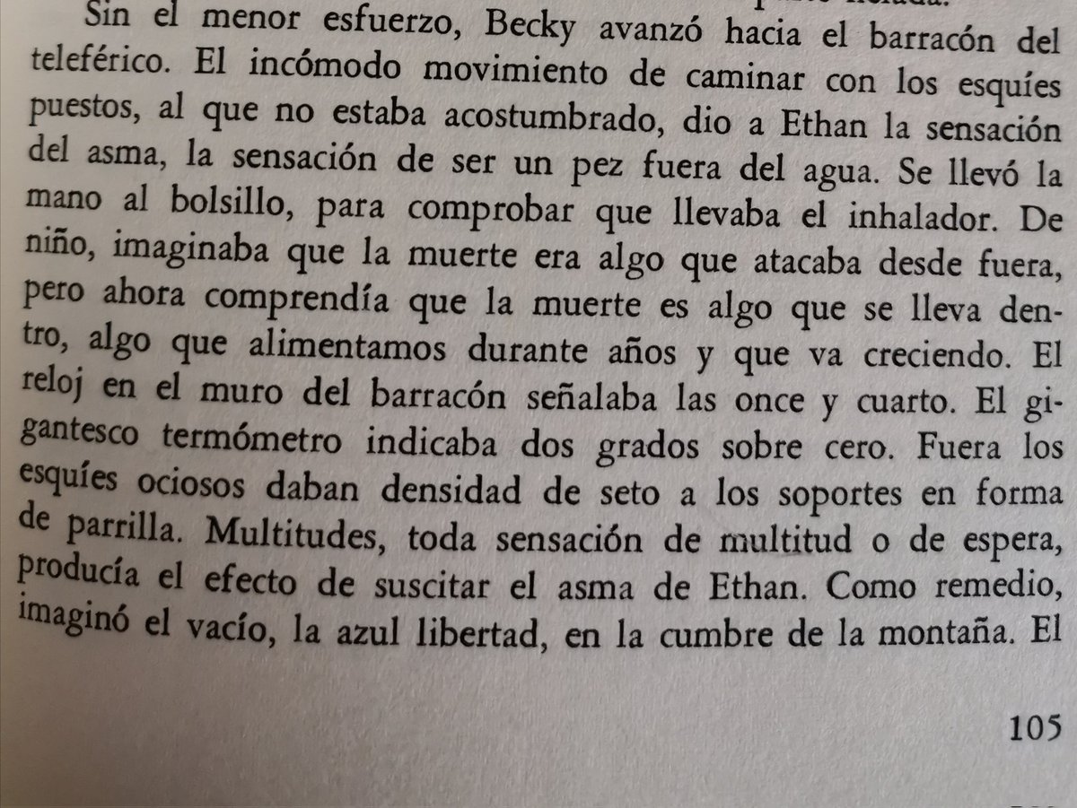 med006803's tweet photo. De #MuseosyMujeres, relatos por #JohnUpdike, #Unhombreysuhijaenelfrío: "De niño, imaginaba que la muerte era algo que atacaba desde fuera, pero ahora comprendía que la muerte es algo que se lleva dentro, algo que alimentamos durante años y que va creciendo." https://t.co/dlwWuW3M5n