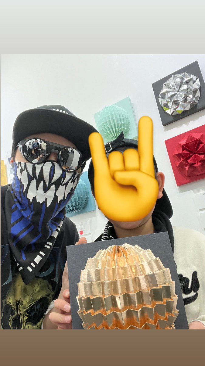 D. Hinklay tweet media