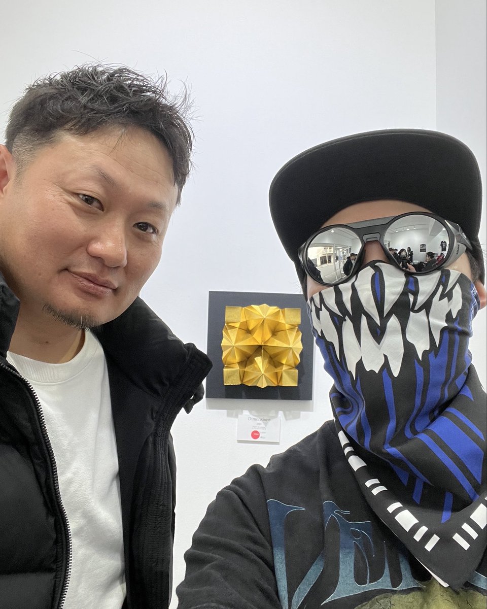 D. Hinklay tweet media