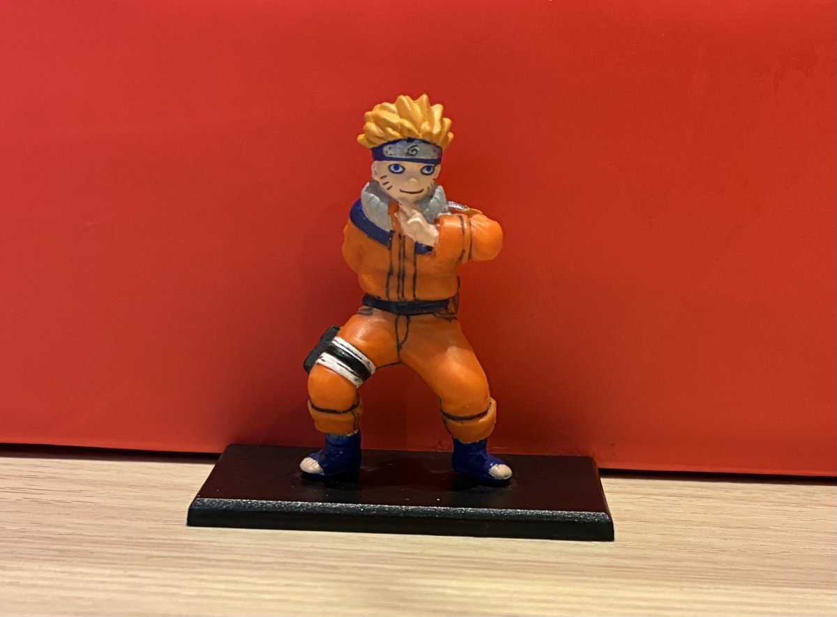 p0werninja's tweet photo. 友達からありえない顔のナルトくんもらった https://t.co/9iDgbnQPmS