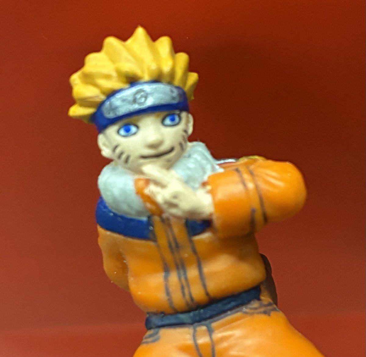 p0werninja's tweet photo. 友達からありえない顔のナルトくんもらった https://t.co/9iDgbnQPmS