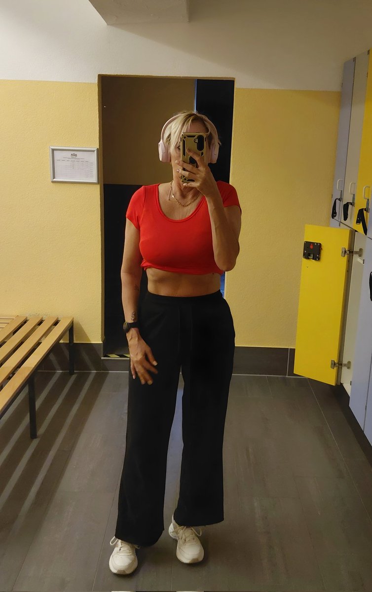 Orbit___'s tweet image. Was man Sonntags so macht ✌️#gymtime