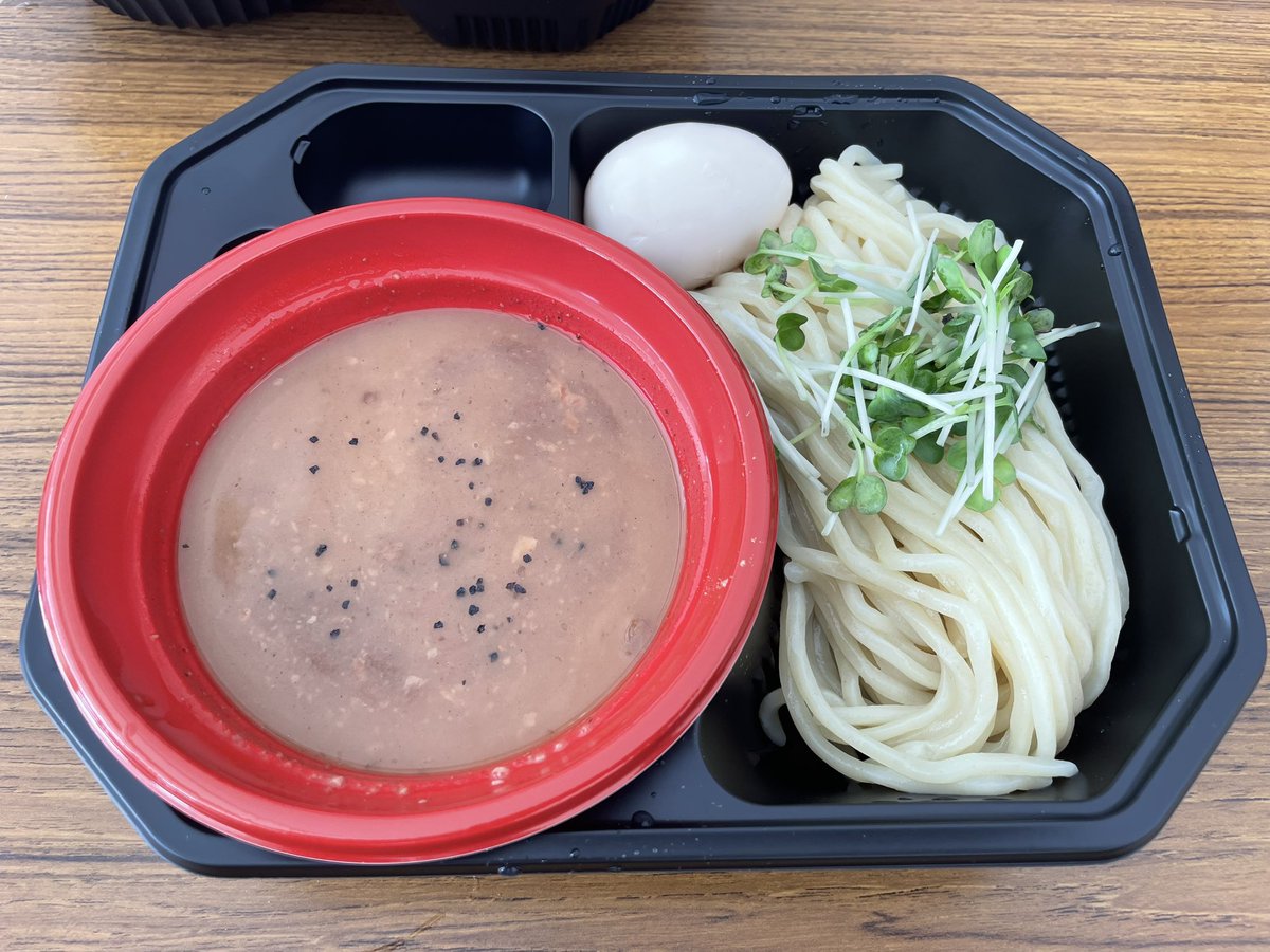 💩チリっ毛やすのぶぅぅぅ♪♪♪@高血圧治療中🍜🍻🍜カブクワ生活♪初心者🔰ブリードに夢中🎶 tweet media