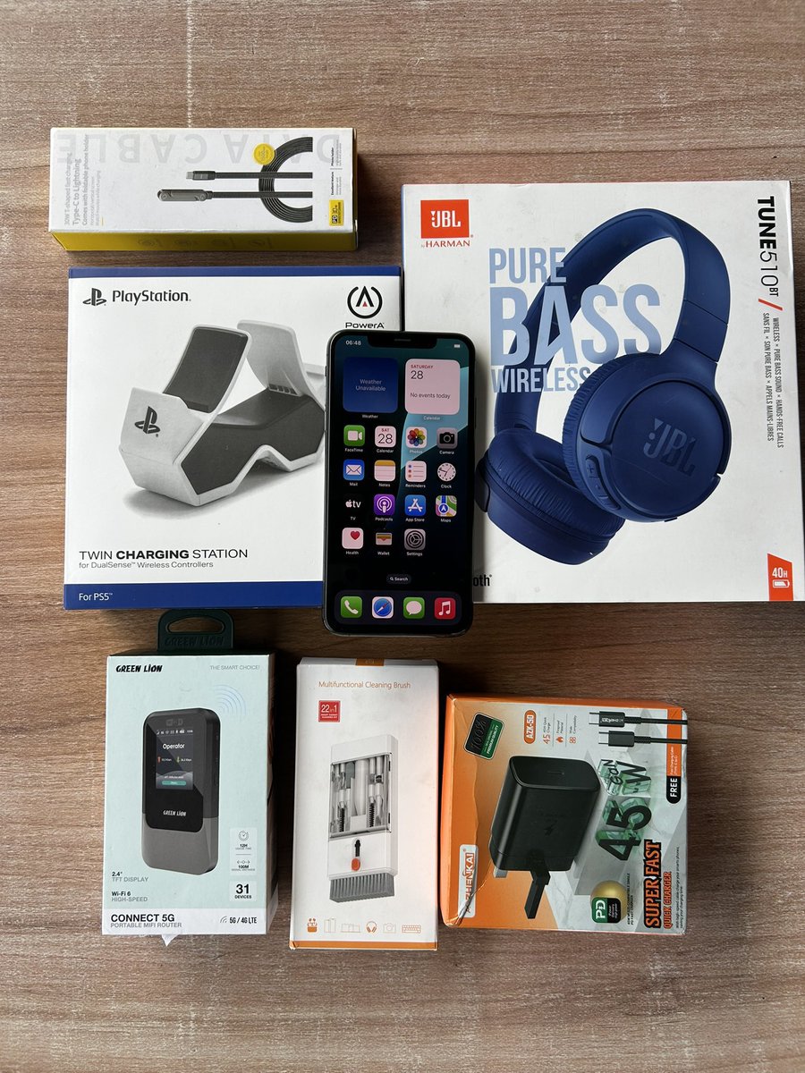 Val Gadgets tweet media