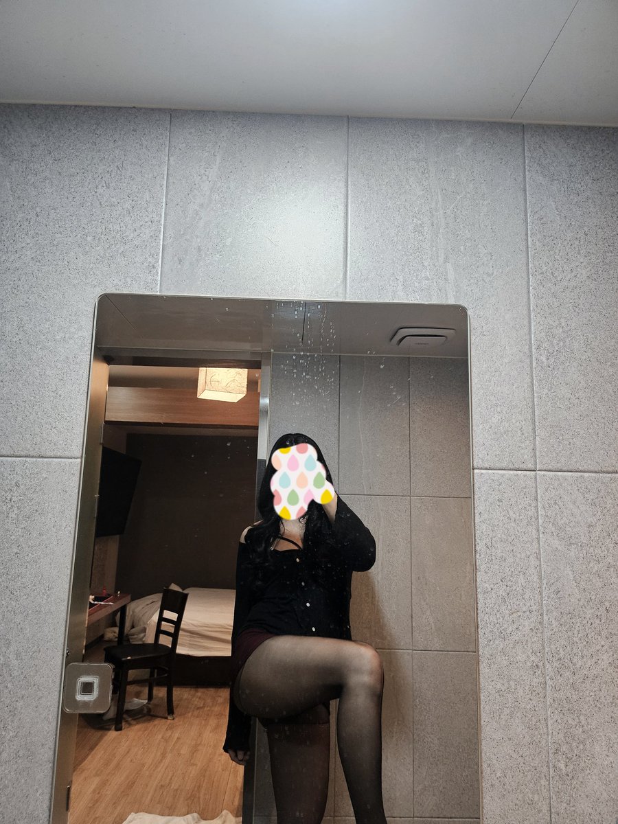 브랫브랫2 tweet media