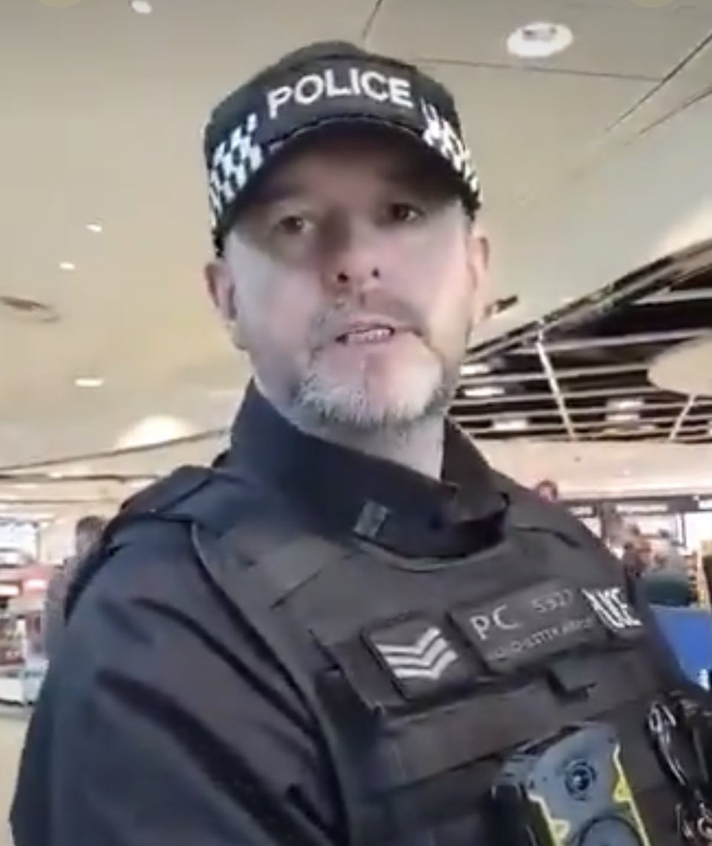 Leftwaffen-Watch ⬜️ tweet media