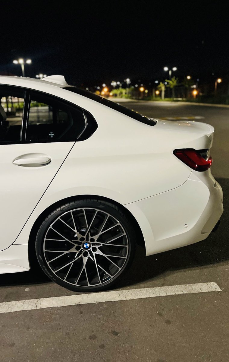 Oratile Mashoane tweet media