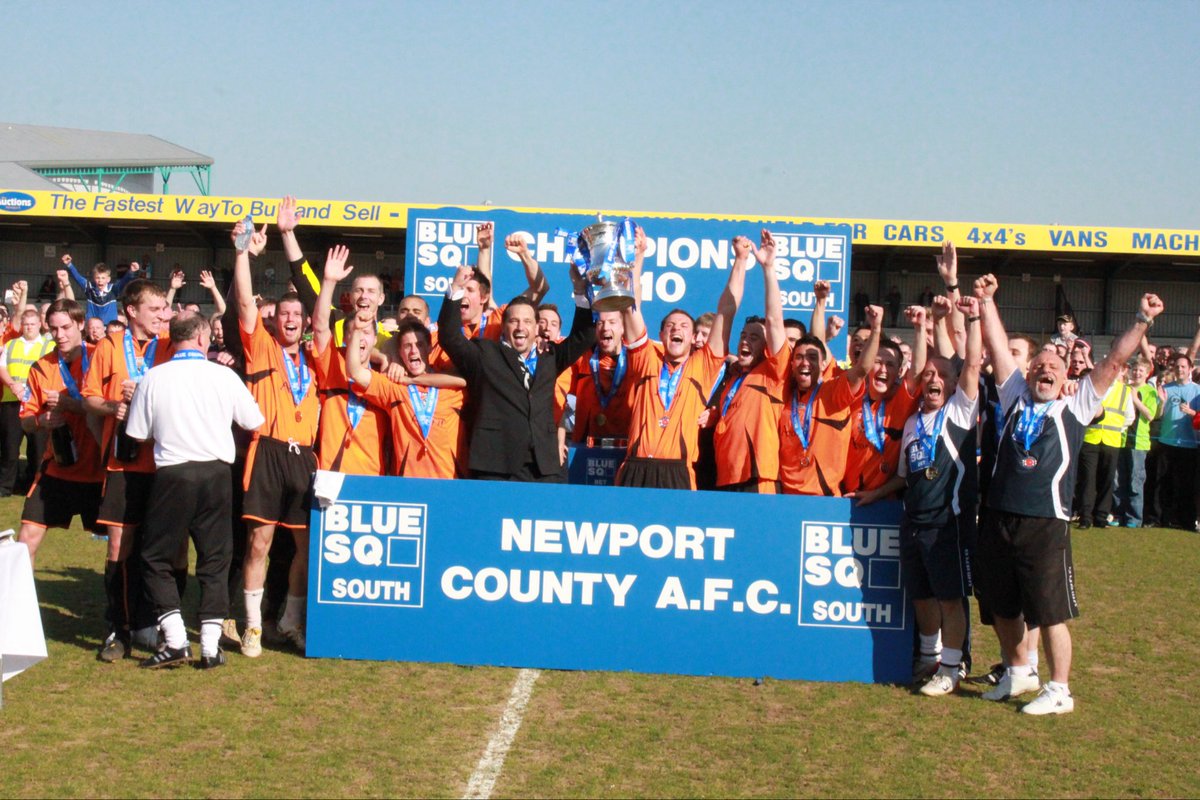 phoenix1331's tweet image. Unreal that it’s 16 years ago tonight that County beat Havant 2-0 to be crowned BSS Champions. I’m still sulking having missed it all because my daughter decided to make an appearance in the world. It’s there!!!  #GreatTimes 

youtu.be/831HWPAVKKk?si…