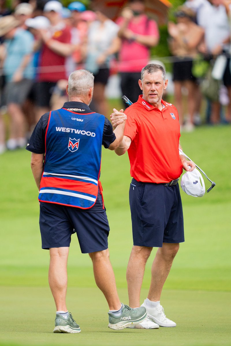 Lee Westwood tweet media