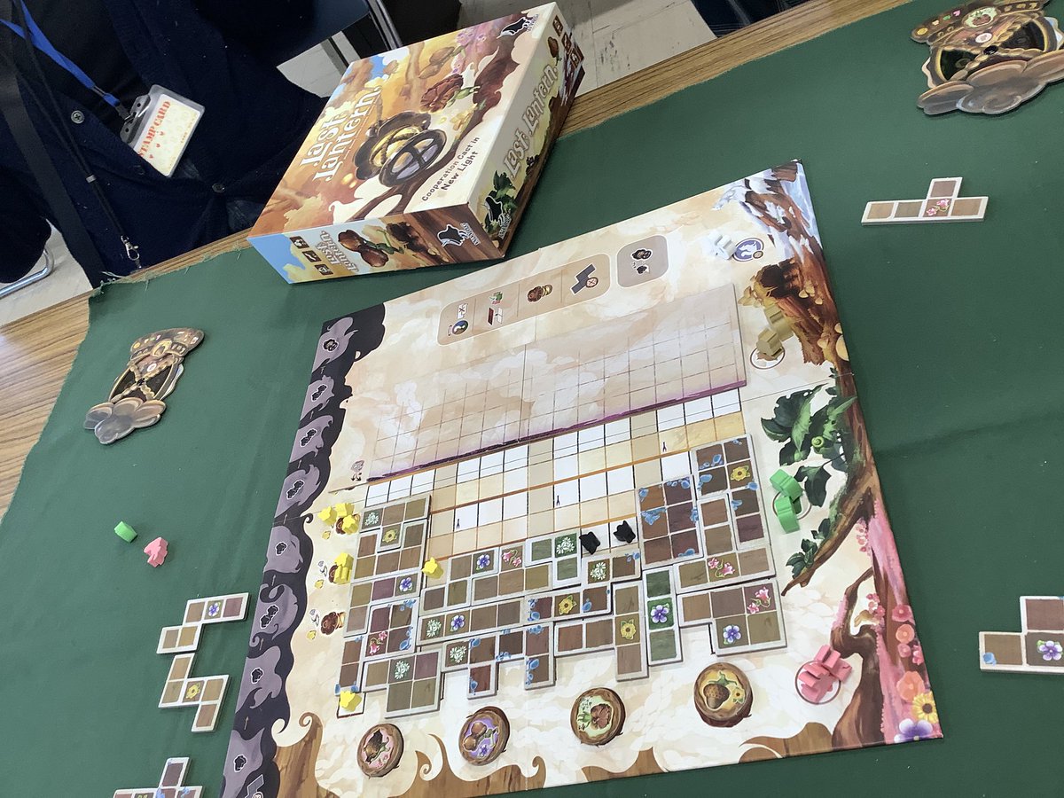 みみたろー tweet media