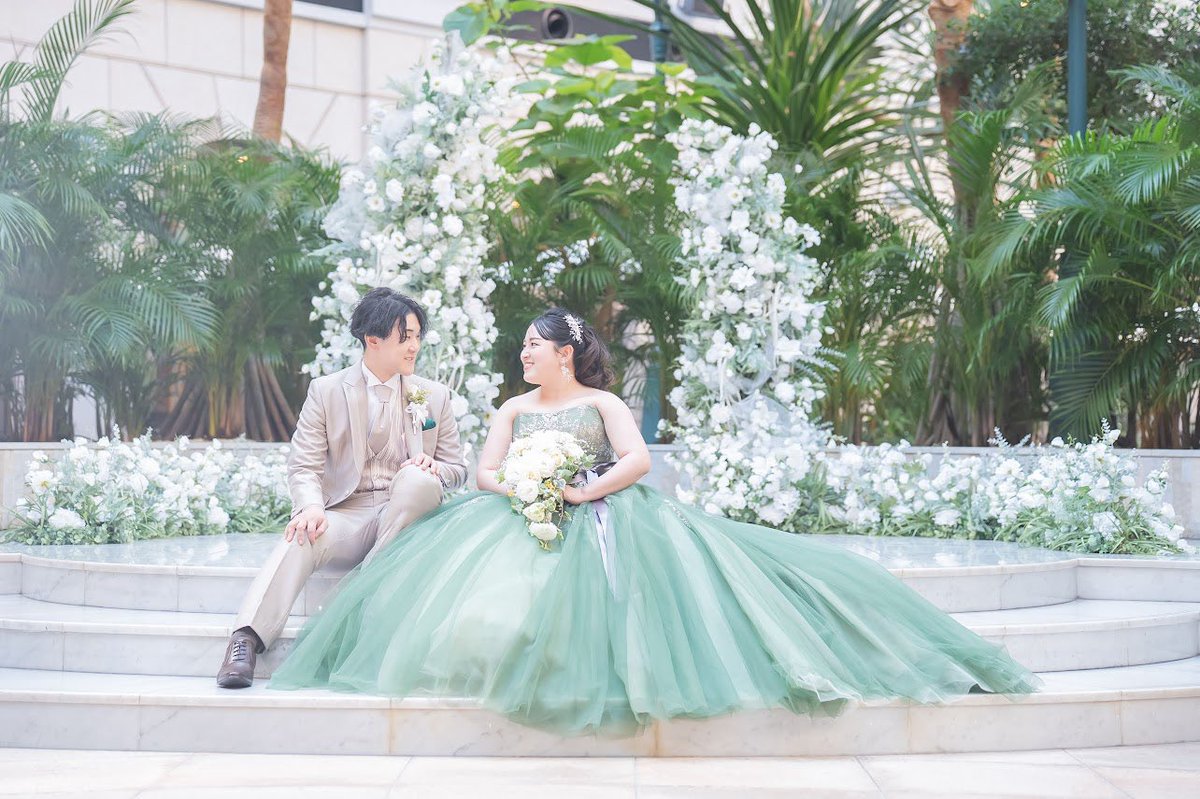 masuDsuke's tweet photo. 先日私事ながら結婚式を挙げてきました☺️✨色々準備や仕事やらサロンやらで大変でしたがあげてよかったと心から思ってます✨一緒に働いてるサロンのスタッフの皆との写真がお気に入りです☺️☺️ https://t.co/bOM3NC12Uy