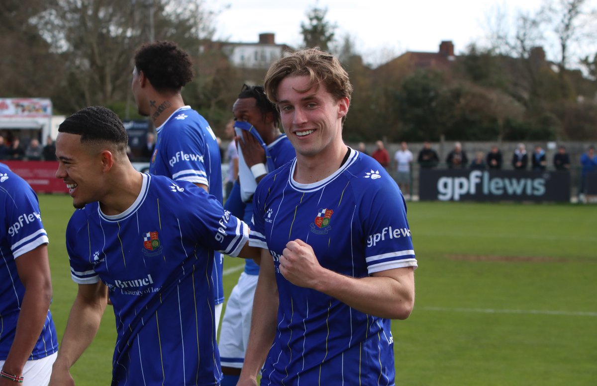 Wealdstone FC tweet media