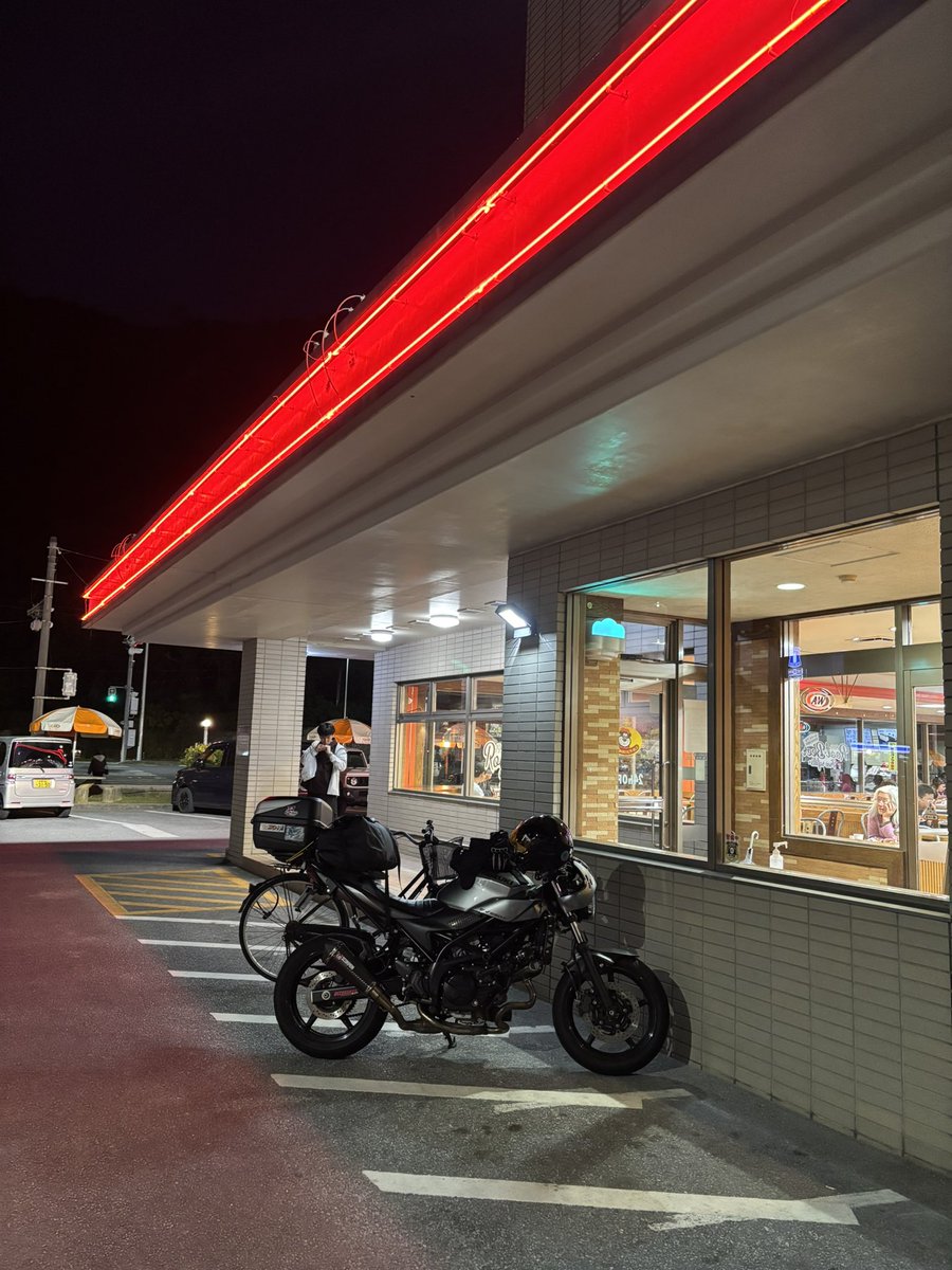 vp55b_spider's tweet photo. 17時本部着のフェリーだから特に観光する時間もなく夜飯
貧乏旅だから快活泊 https://t.co/OPUE5C90m1