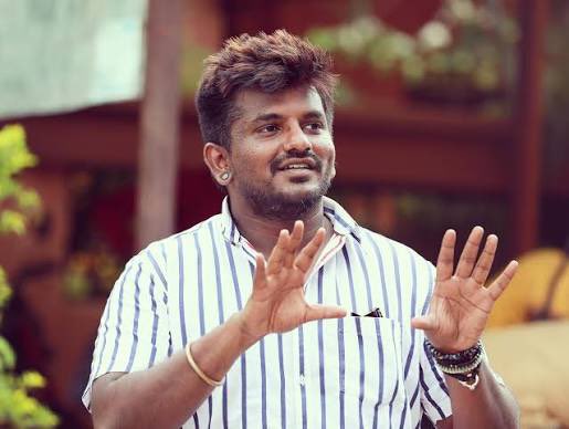 MoviesSingapore's tweet image. #Arasan BUZZ — #Nelson has OPTED OUT of the film due to his commitments to #Jailer2/ #RKxKH. Director #AshwathMarimuthu will REPLACE the character as per sources, he will play the role of the original director who will be in discussions with the aged gangster #STR, to document