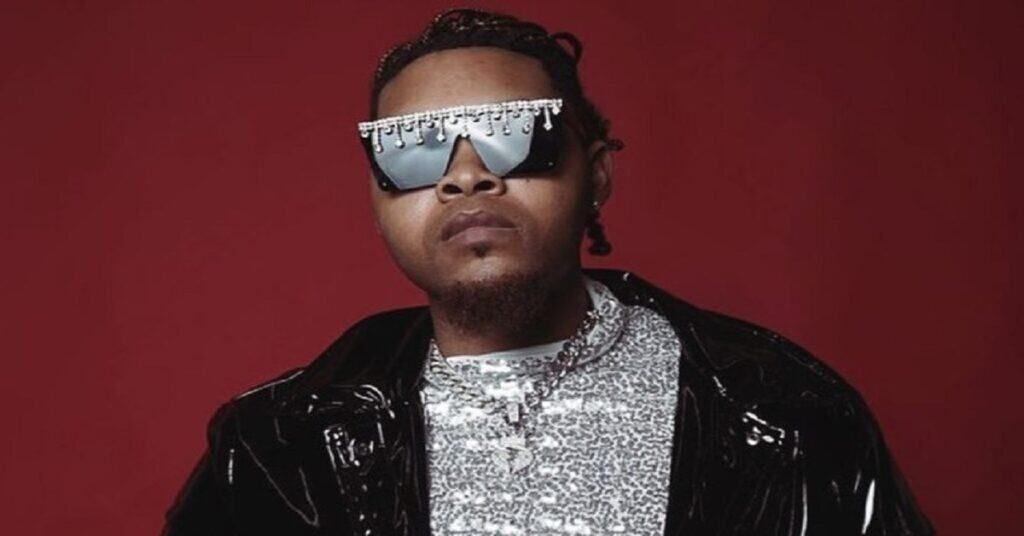 Now Entertainment tweet media